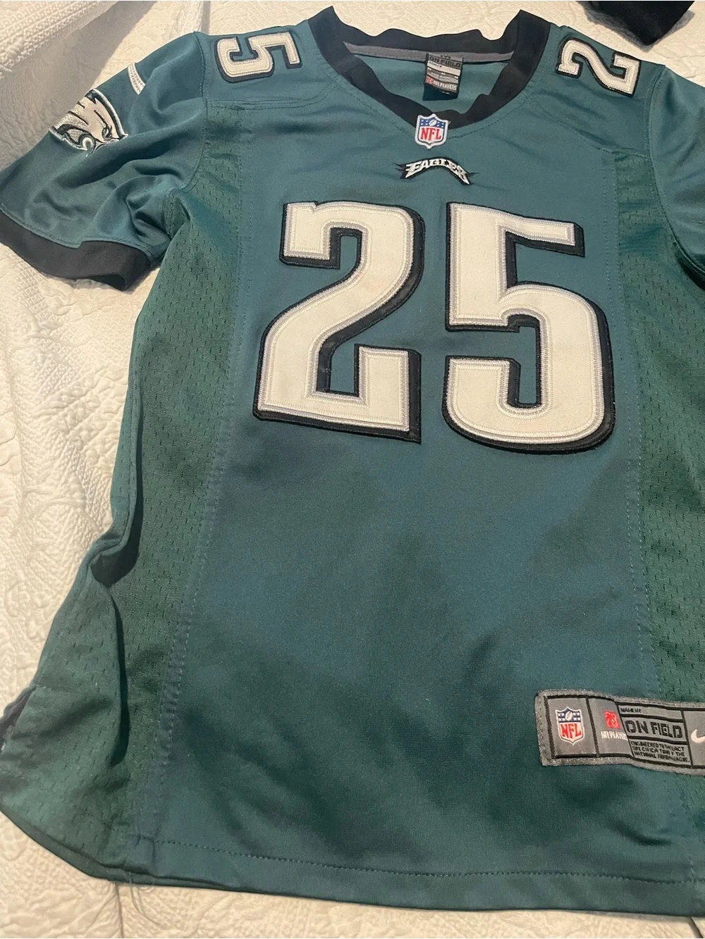 NFL Nike Youth Size M 25 McCoy short sleeve Jersey